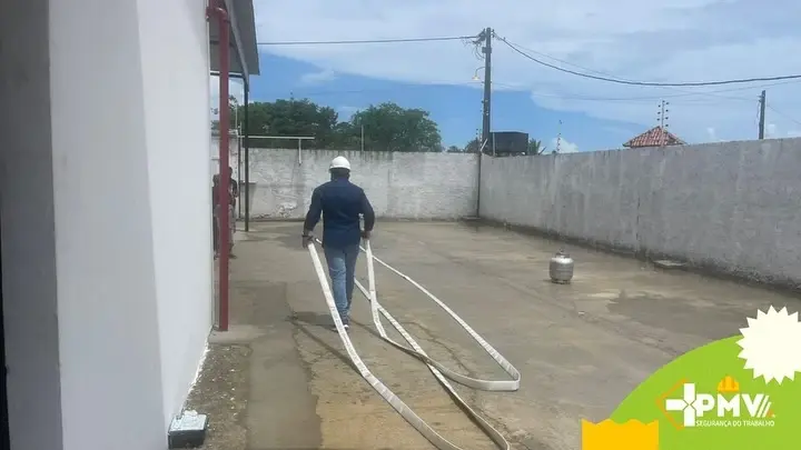 Treinamento de Brigada de Incêndio — STAFF Indústria e Comércio de Cosméticos — imagem 9